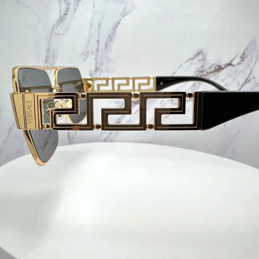 New VERSACE Sunglasses Gold Metal Greca Logo Rectangle Black Gray